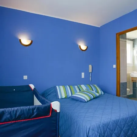 Au P'tit Quinquin Отель Le Val-Saint-Pere