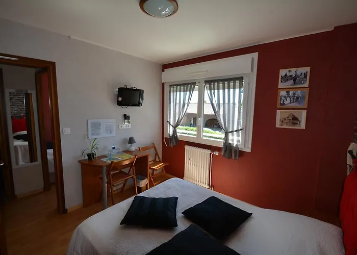 Au P'tit Quinquin Hotel Le Val-Saint-Père