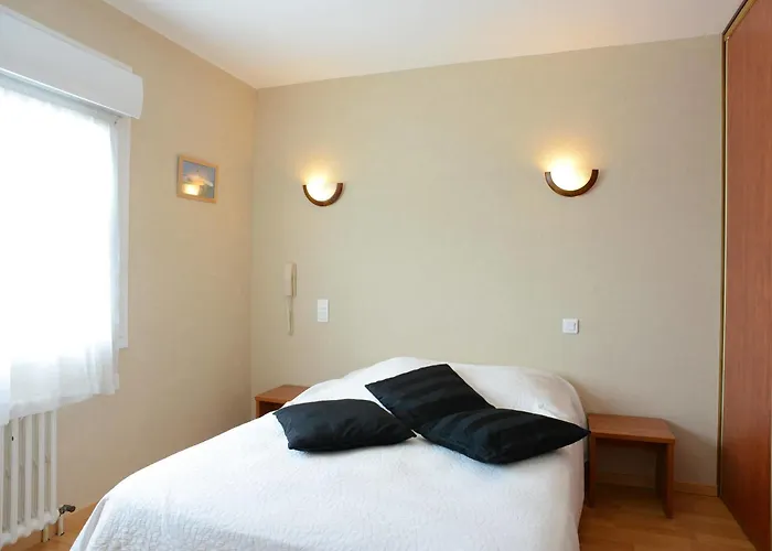 Au P'tit Quinquin 2* Le Val-Saint-Père