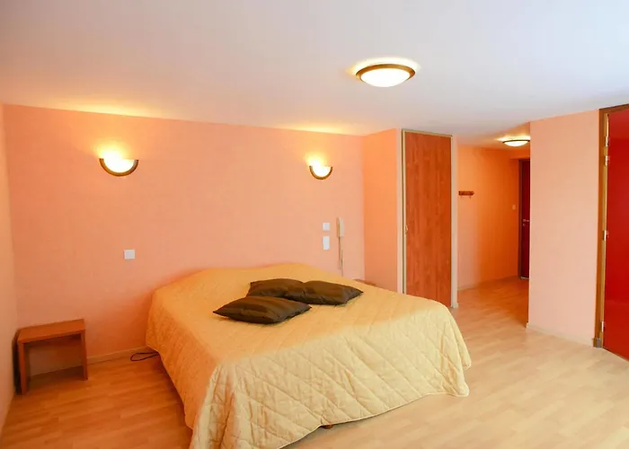 Au P'tit Quinquin Hotel